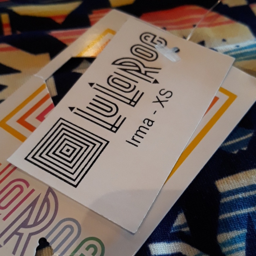 Lula Roe  irma - Picture 2 of 4